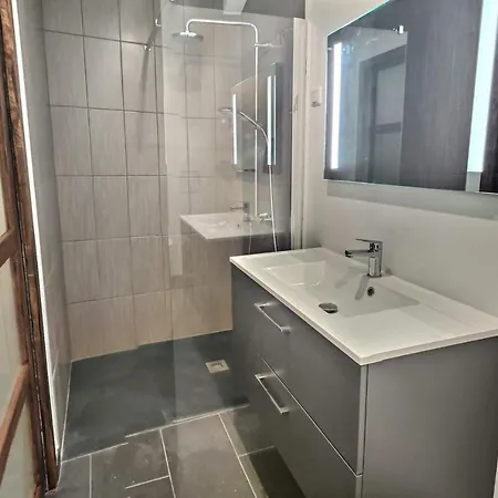 Superbe, T2 Elegant, Neuf, Parking Apartment Gerde Exterior photo
