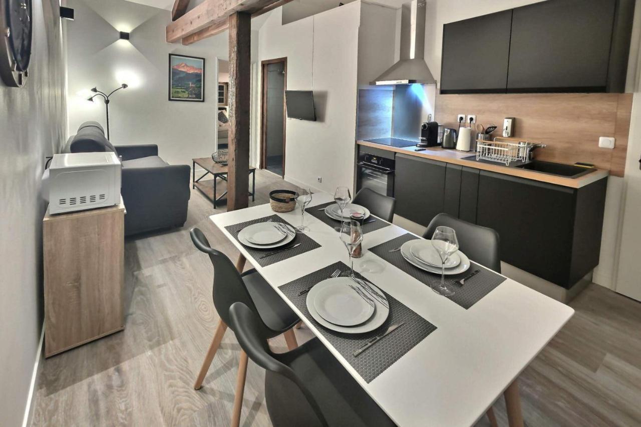 Apartment Superbe, T2 Elegant, Neuf, Parking *